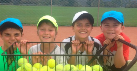 Medibank Junior Development Series players training